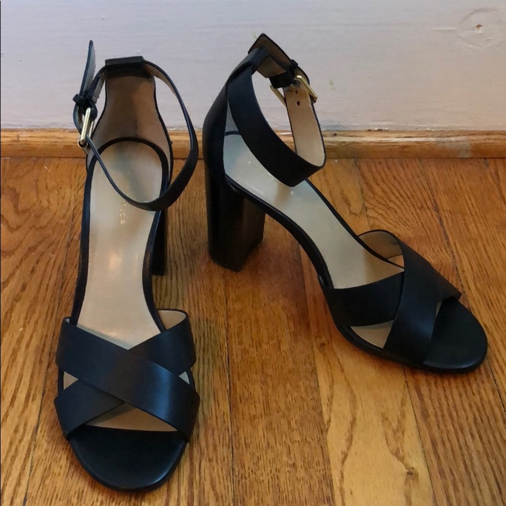 Ann Taylor 7M black heels! Very gently worn!